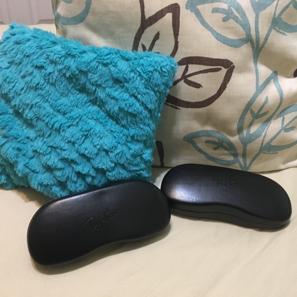 Ray-ban sunglasses hard cases bundle - Picture 3 of 5